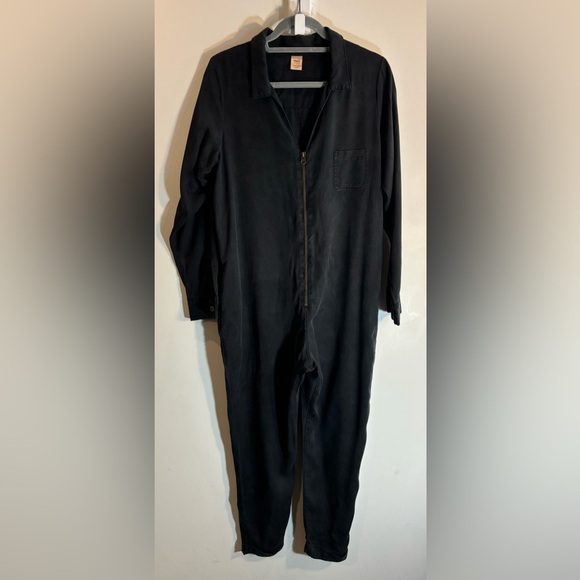 SMASH + TESS Sz M Zipper Jumpsuit 100% Tencel Pockets Collar in Barely Black - Picture 3 of 13